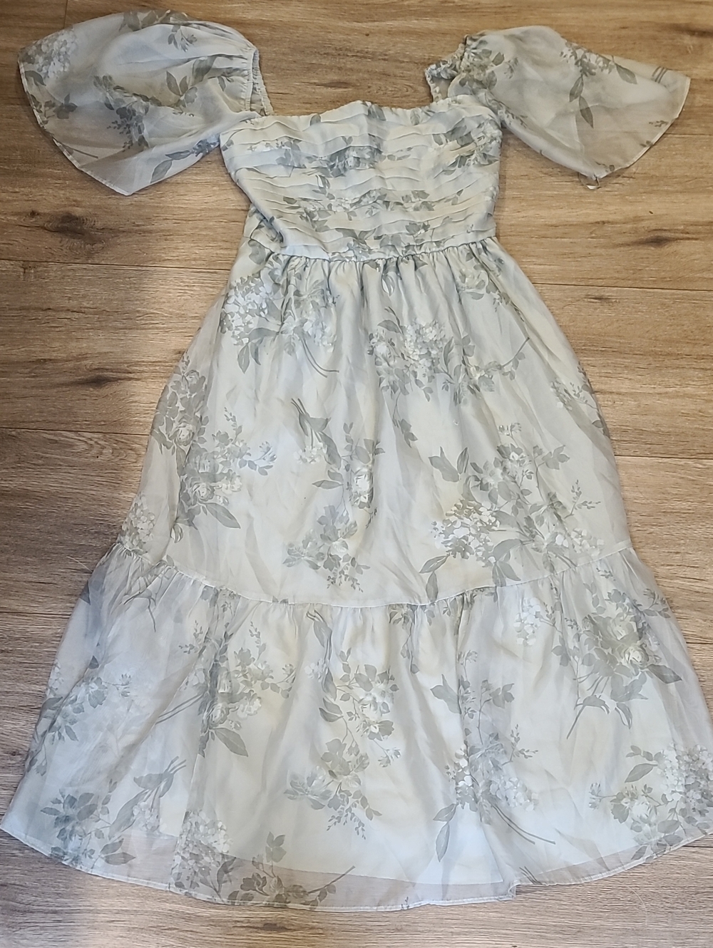 NWT Abercrombie & Fitch Camille Puff Sleeve Ruched Midi Dress in Mint Green Sm